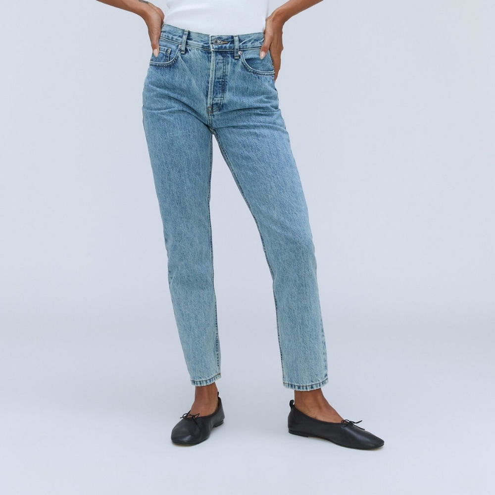 Everlane '90s Cheeky Straight Leg Jeans